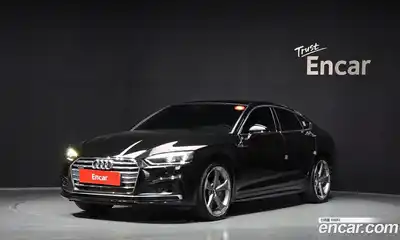 Audi A5 45 TFSI 콰트로 프리미엄 스포트백