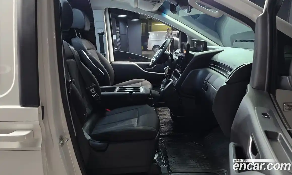 Hyundai Staria 2022 2.2 Автомат в Москве № 971584, фото 11