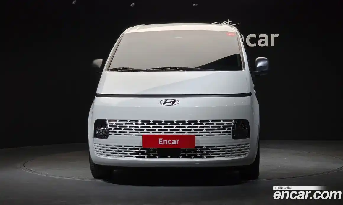 Hyundai Staria 2022 2.2 Автомат в Москве № 971584, фото 3