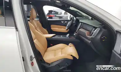 Volvo XC60 2023 2.0 гидро в Москве № 971760, миниатюра 11