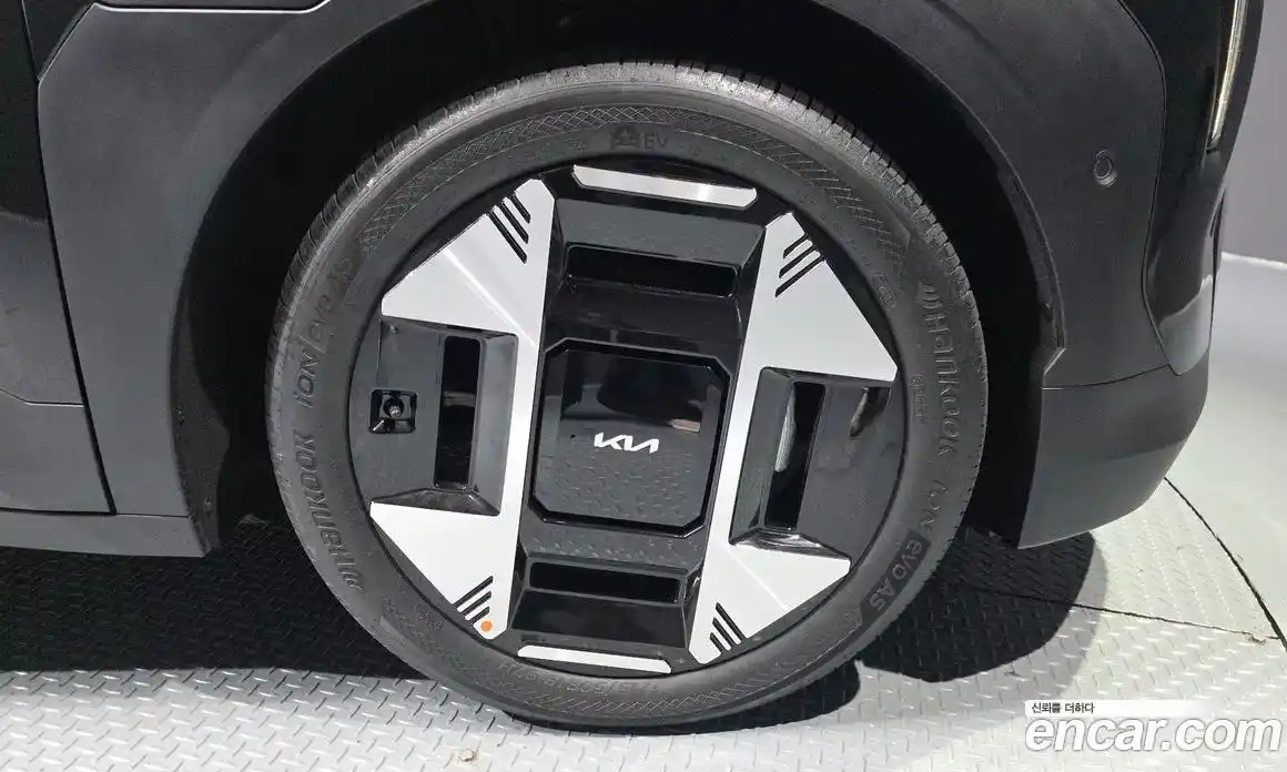 Kia EV3 2024 0.2 Автомат в Москве № 972516, фото 4