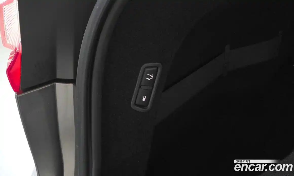 Maserati Levante 2018 3.0 гидро в Москве № 976442, фото 20