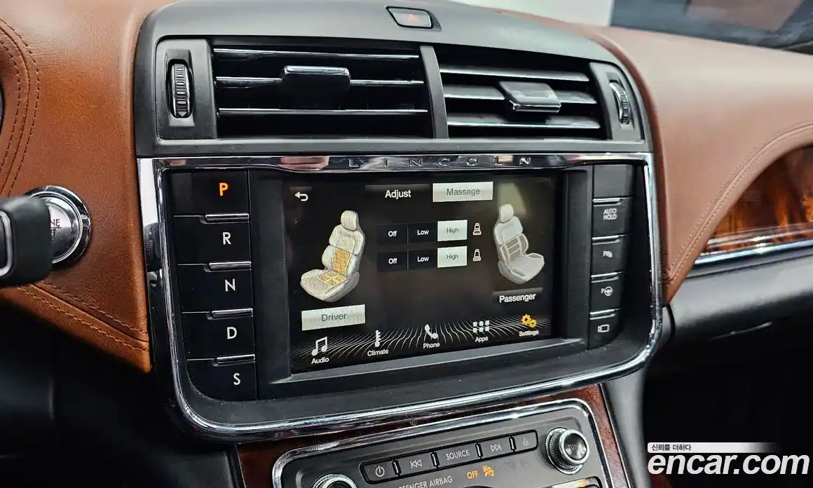 Lincoln Continental 2017 3.0 гидро в Москве № 988314, фото 18