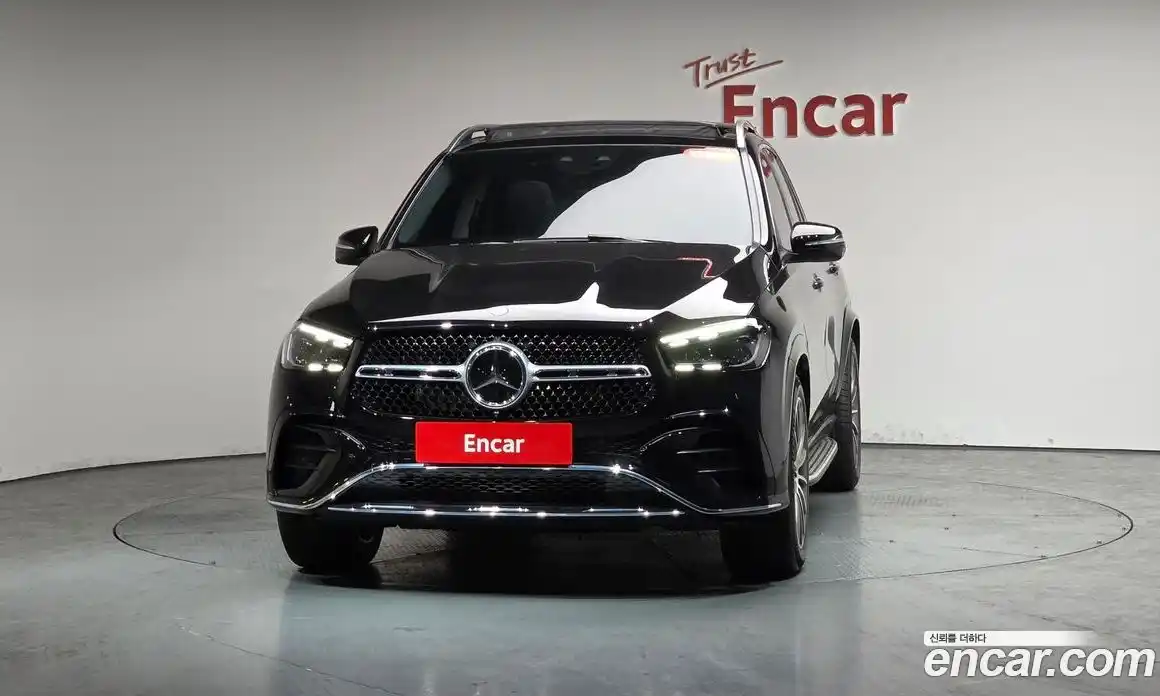 Mercedes-Benz GLE-Class 2024 3.0 Автомат в Москве № 1005356, фото 2