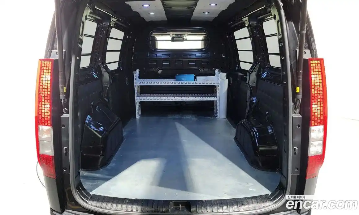 Hyundai Staria 2025 3.5 Автомат в Москве № 1006900, фото 20