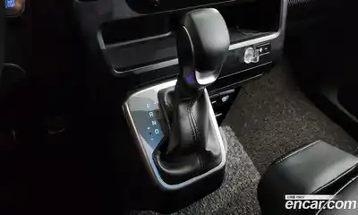 Hyundai Staria 2025 3.5 Автомат в Москве № 1006900, миниатюра 9