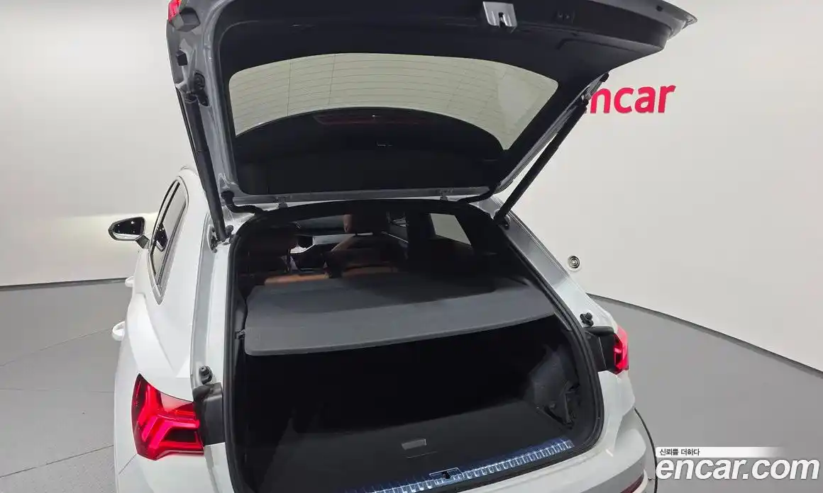 Audi Q3 2023 2.0 Автомат в Москве № 1007155, фото 20