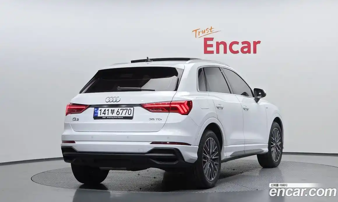 Audi Q3 2023 2.0 Автомат в Москве № 1007155, фото 2