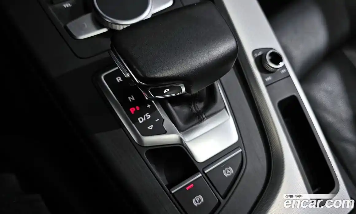 Audi A4 2018 2.0 гидро в Москве № 1007425, фото 9