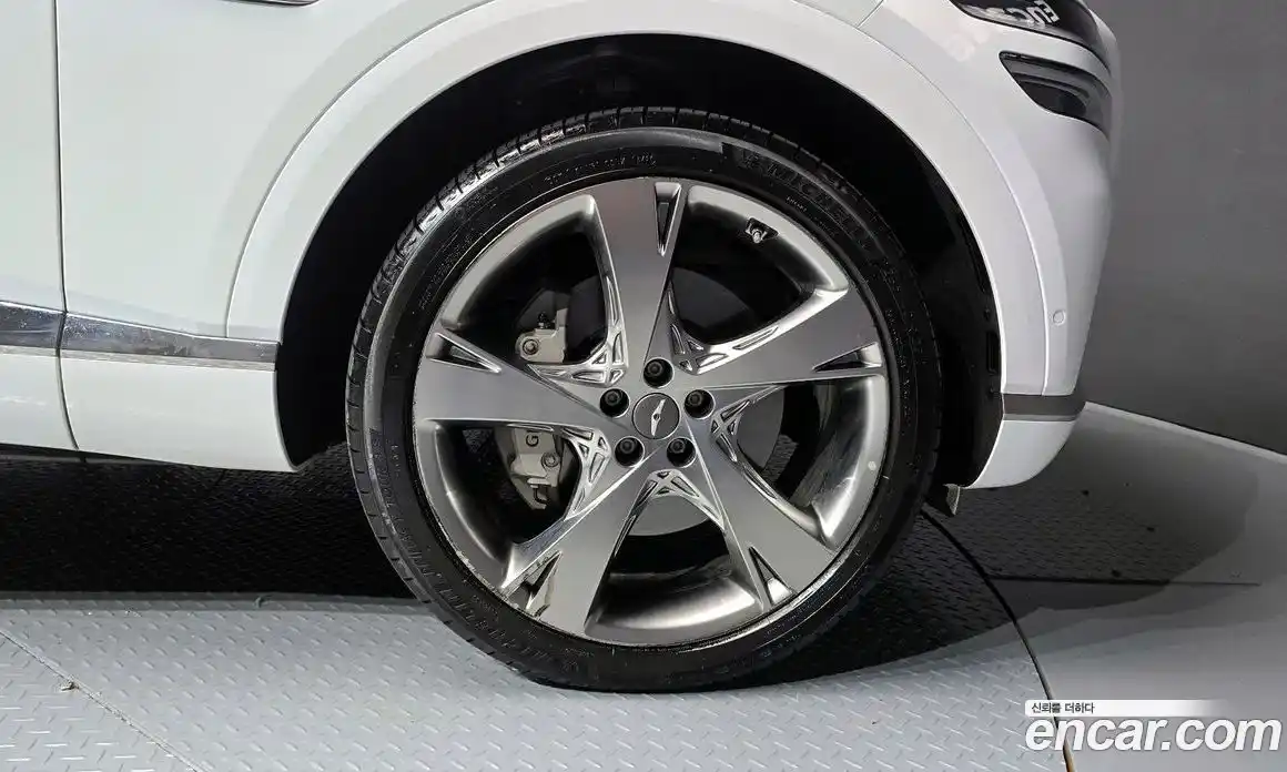 Genesis GV80 2022 2.5 Автомат в Москве № 1009929, фото 5