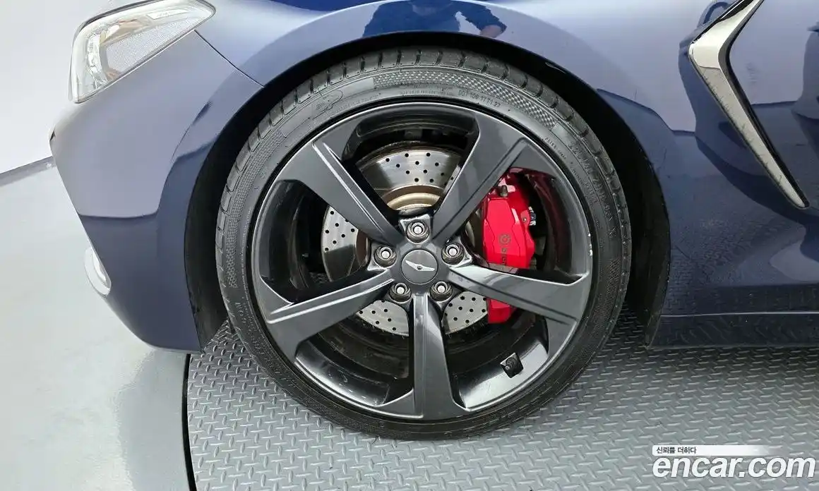 Genesis G70 2017 2.0 Автомат в Москве № 1010243, фото 5