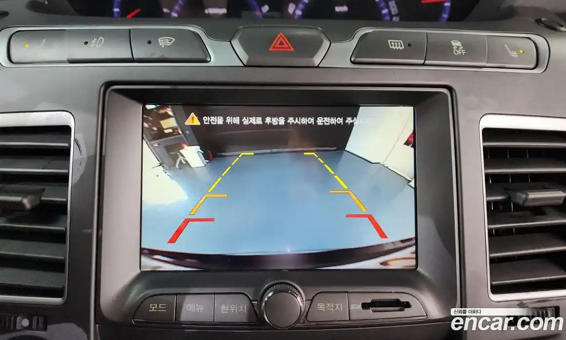 SsangYong Korando 2015 2.2 Автомат в Москве № 1011107, фото 15