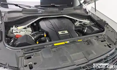Land Rover Range-Rover 2022 4.4 гидро в Москве № 1012894, миниатюра 6