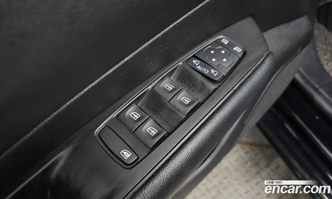 Renault SM6 2019 2.0 Автомат в Москве № 1012902, фото 13