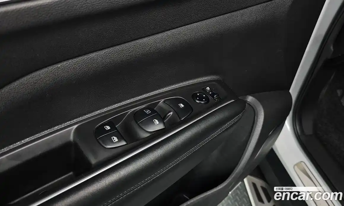 Renault QM6 2018 2.0 Автомат в Москве № 1013336, фото 17