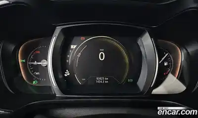 Renault QM6 2018 2.0 Автомат в Москве № 1013336, миниатюра 8