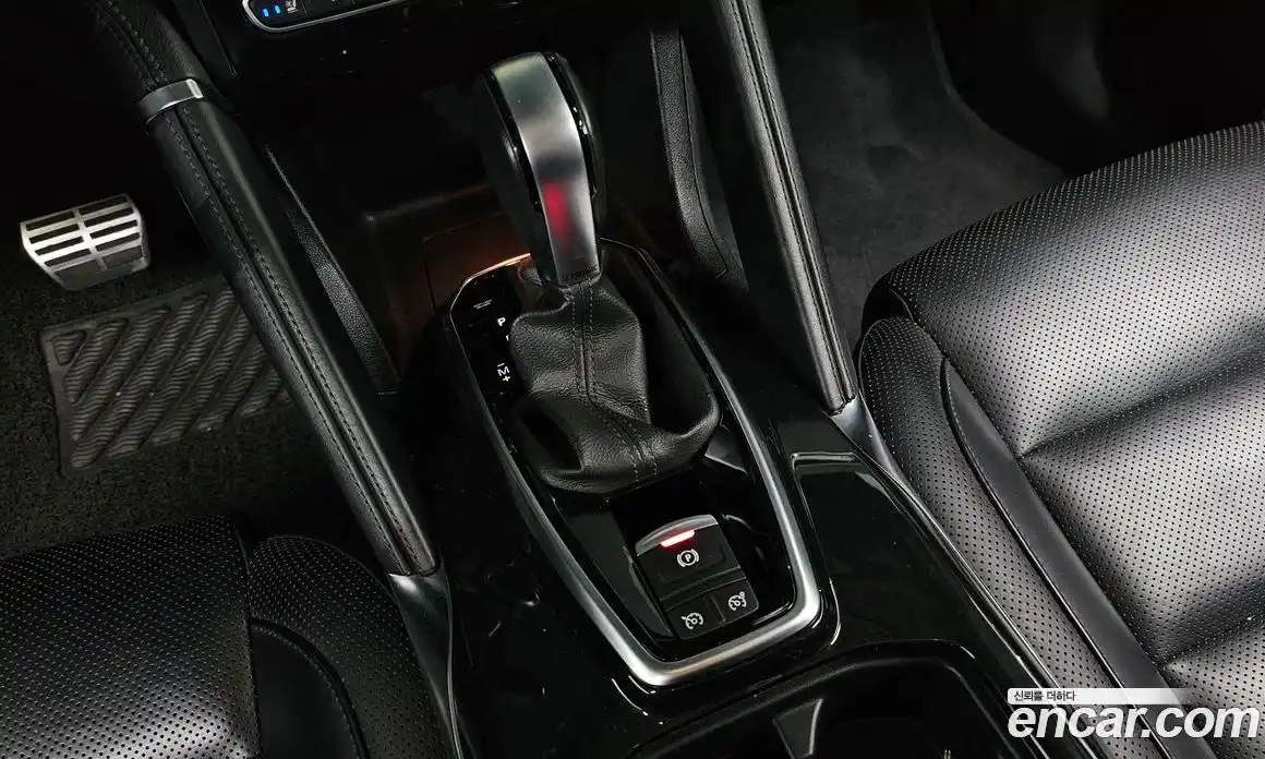 Renault QM6 2018 2.0 Автомат в Москве № 1013336, фото 9