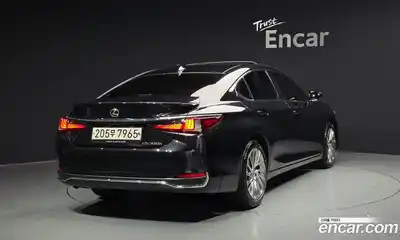 Lexus ES 2023 2.5 гидро в Москве № 1014382, миниатюра 2