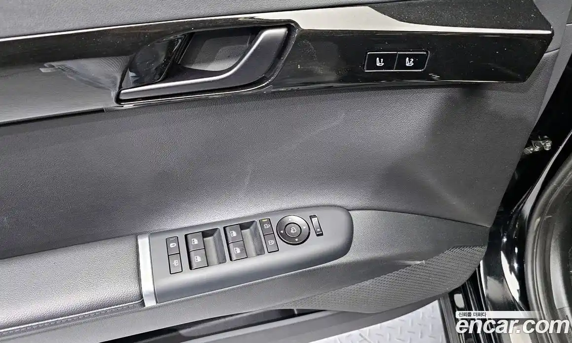 Hyundai Grandeur 2025 2.5 гидро в Москве № 126684, фото 14