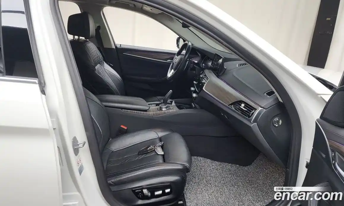 BMW 5-Series 2018 2.0 гидро в Москве № 158446, фото 11