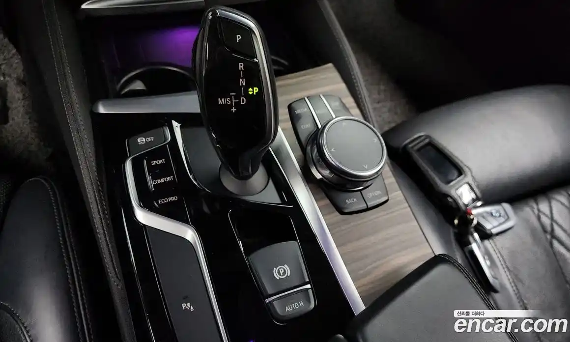 BMW 5-Series 2018 2.0 гидро в Москве № 158446, фото 9
