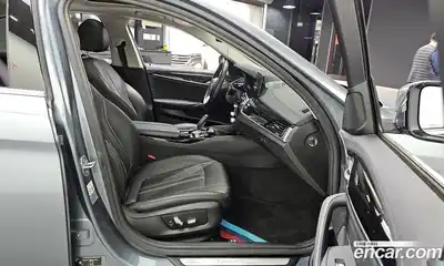 BMW 5-Series 2019 2.0 гидро в Москве № 158625, миниатюра 10