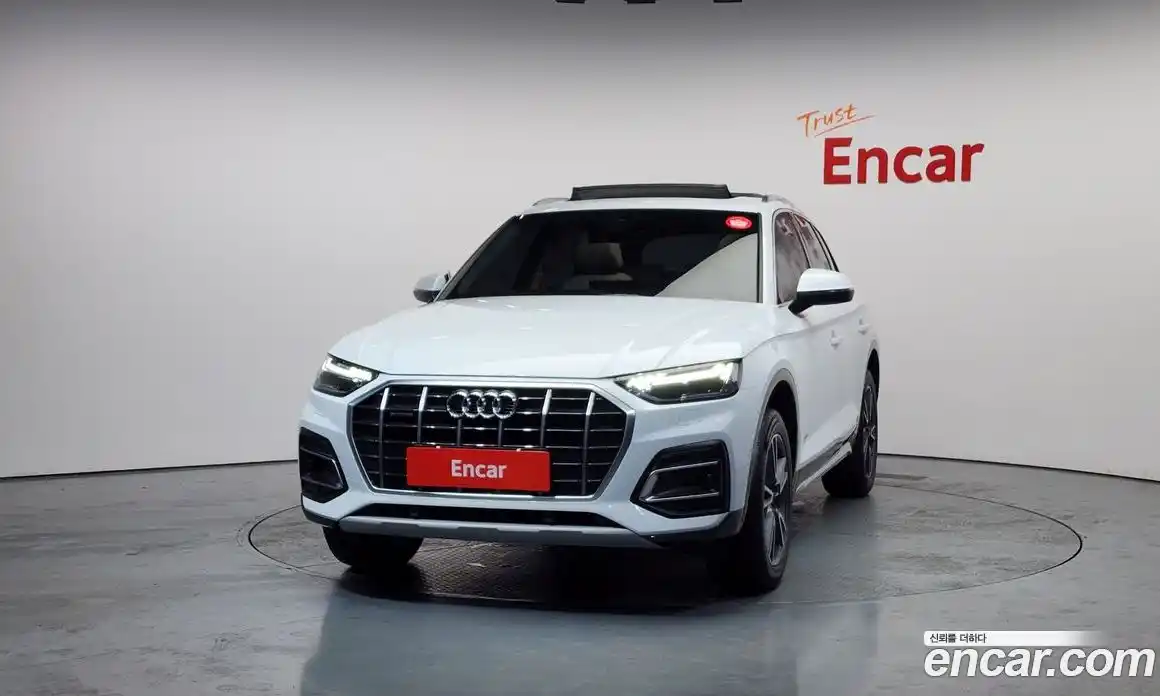 Audi Q5 2022 2.0 гидро в Москве № 162586, фото 3
