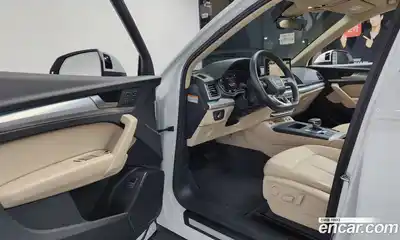 Audi Q5 2022 2.0 гидро в Москве № 162586, миниатюра 10