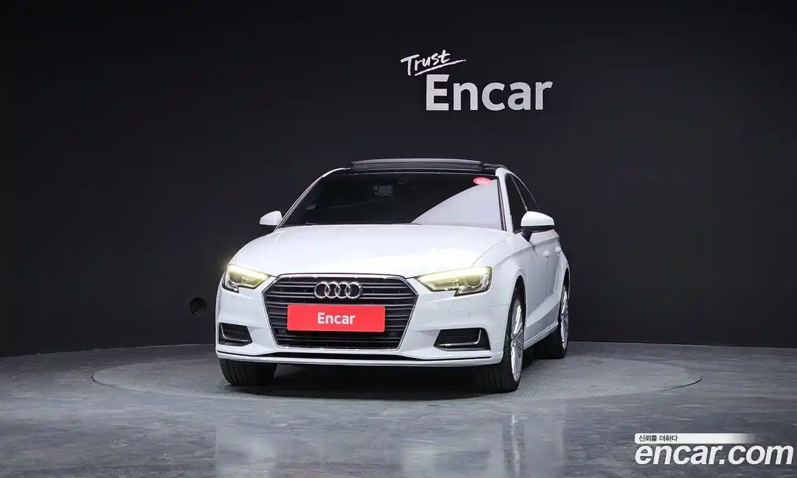 Audi A3 2018 2.0 гидро в Москве № 162921, фото 3