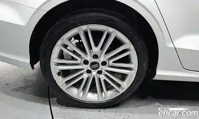 Audi A3 2018 2.0 гидро в Москве № 162921, миниатюра 5