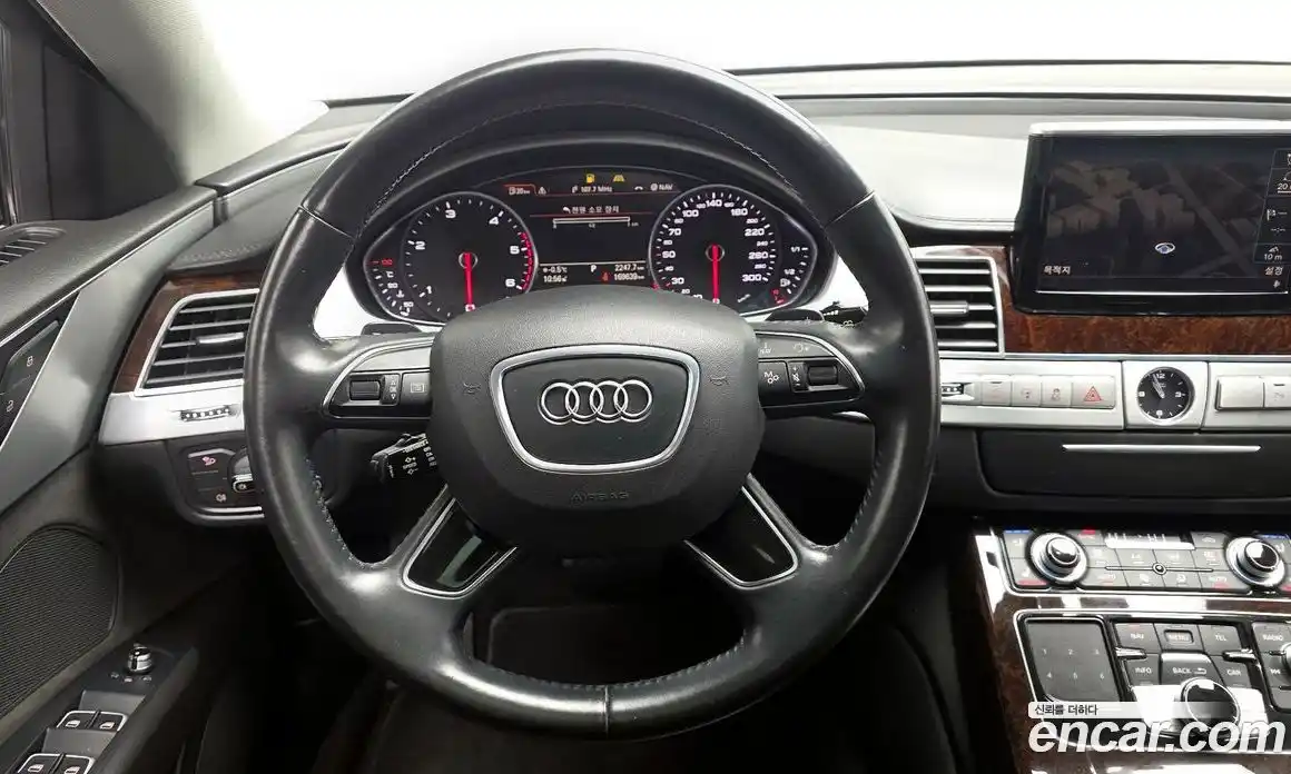 Audi A8 2013 4.1 гидро в Москве № 163897, фото 13