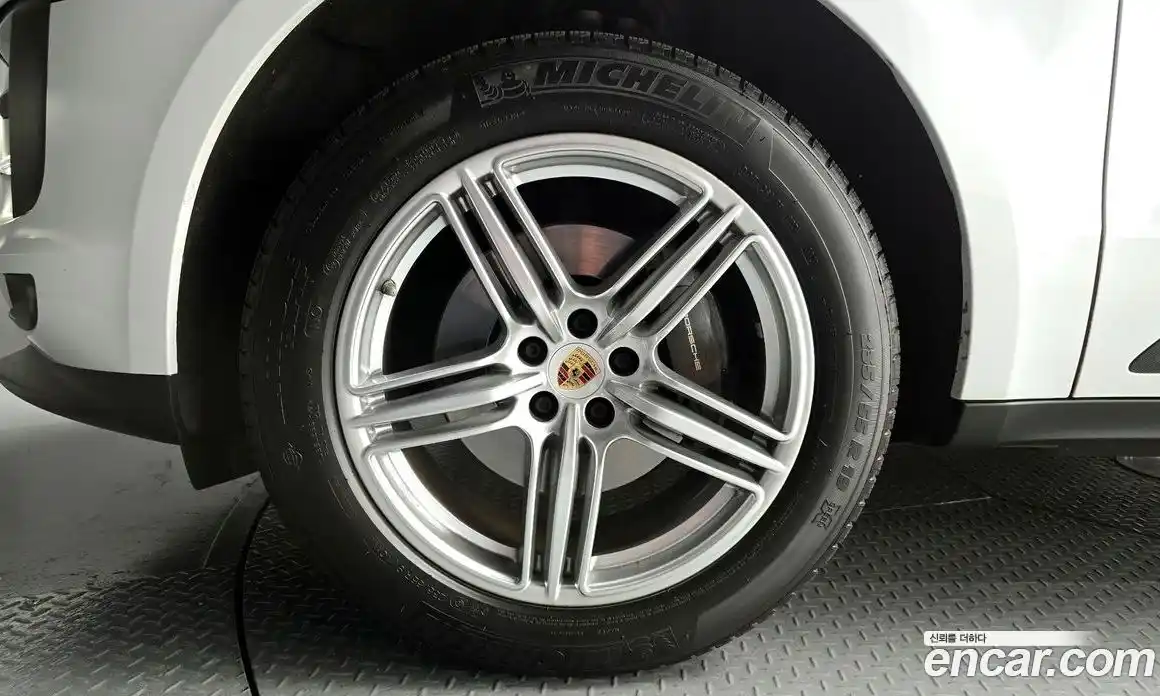 Porsche Macan 2019 2.0 гидро в Москве № 165476, фото 5