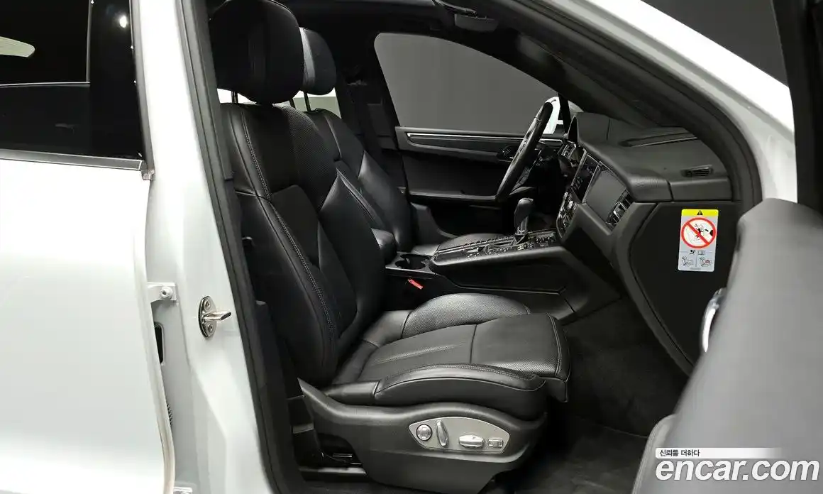 Porsche Macan 2019 2.0 гидро в Москве № 165476, фото 10