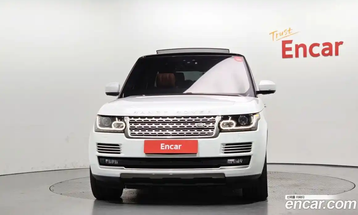 Land Rover Range-Rover 2017 4.4 гидро в Москве № 166139, фото 3
