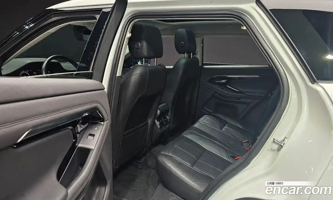 Land Rover Range-Rover Evoque 2019 2.0 гидро в Москве № 166161, фото 12