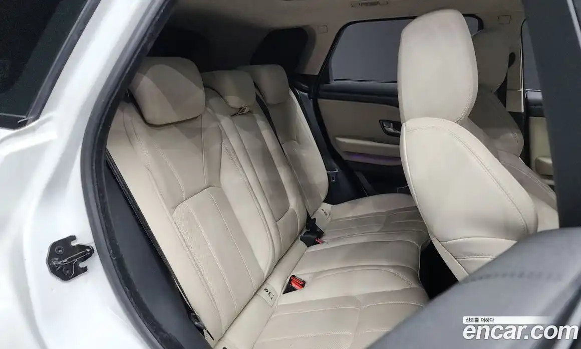 Land Rover Range-Rover Evoque 2017 2.0 гидро в Москве № 166552, фото 12