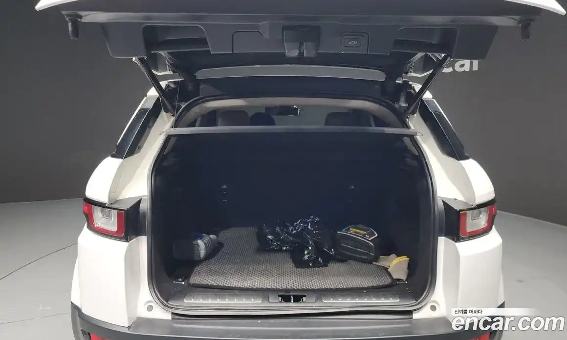 Land Rover Range-Rover Evoque 2017 2.0 гидро в Москве № 166552, фото 20
