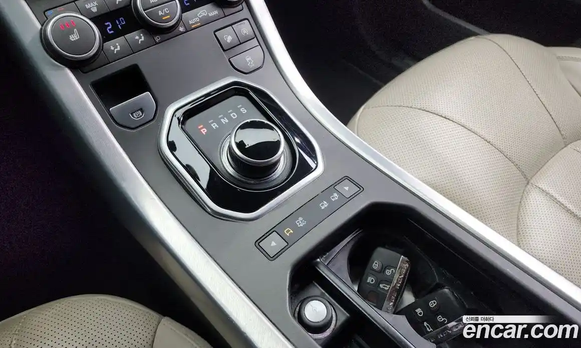 Land Rover Range-Rover Evoque 2017 2.0 гидро в Москве № 166552, фото 9