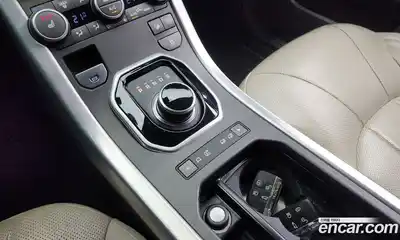 Land Rover Range-Rover Evoque 2017 2.0 гидро в Москве № 166552, миниатюра 9