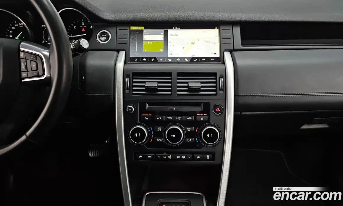 Land Rover Discovery Sport 2017 2.0 гидро в Москве № 166638, фото 14