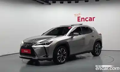Lexus UX, 2023
