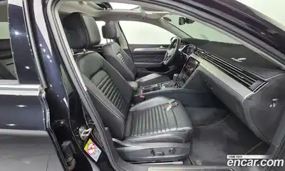 Volkswagen Passat 2022 2.0 гидро в Москве № 168591, миниатюра 10