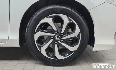 Honda Accord 2017 2.4 гидро в Москве № 170570, миниатюра 5
