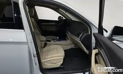 Audi Q5 2023 2.0 гидро в Москве № 177114, миниатюра 11