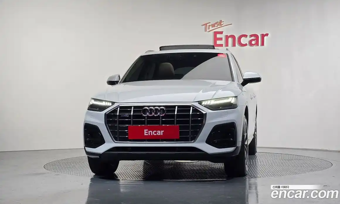 Audi Q5 2023 2.0 гидро в Москве № 177114, фото 3