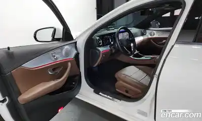 Mercedes-Benz E-Class 2021 2.0 гидро в Москве № 178875, миниатюра 10