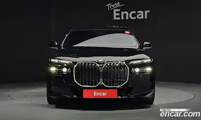 BMW i7 2023 0.3 гидро в Москве № 189842, миниатюра 2