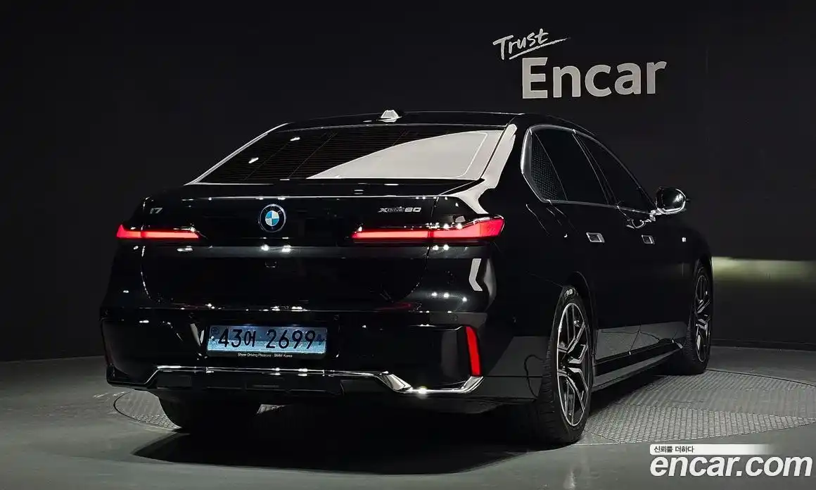 BMW i7 2023 0.3 гидро в Москве № 189842, фото 3