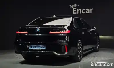 BMW i7 2023 0.3 гидро в Москве № 189842, миниатюра 3