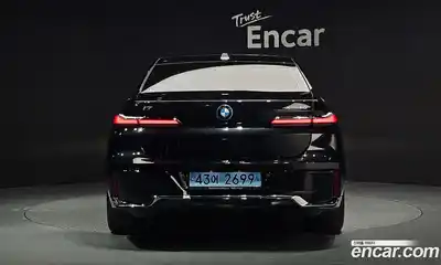 BMW i7 2023 0.3 гидро в Москве № 189842, миниатюра 4